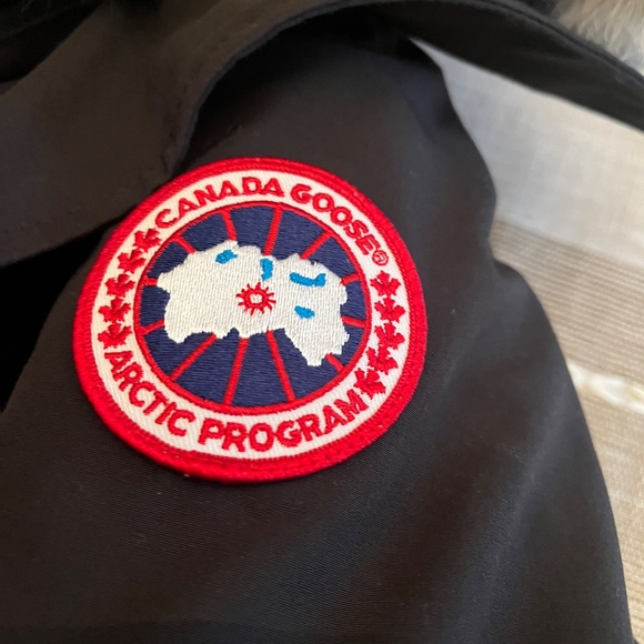 Canada Goose Langford Parka - Picture 6 of 7